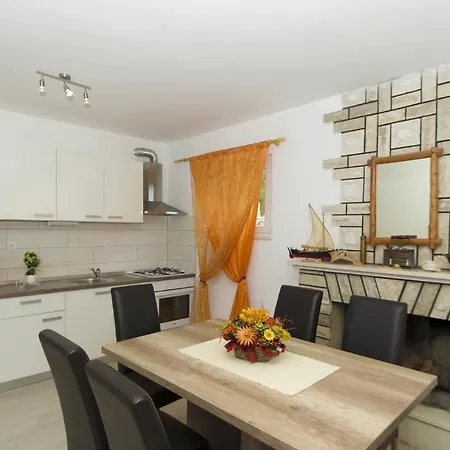 Feriehus Seaside House Cove Gradina, Korcula - 13803